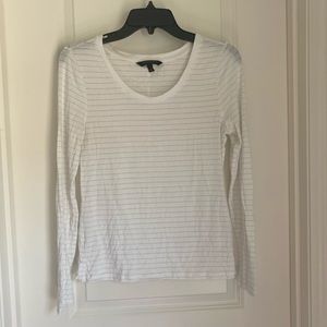 2/25$ Banana Republic long sleeve T